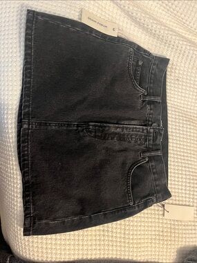 Aritzia Denim Forum Black Denim Mini Skirt